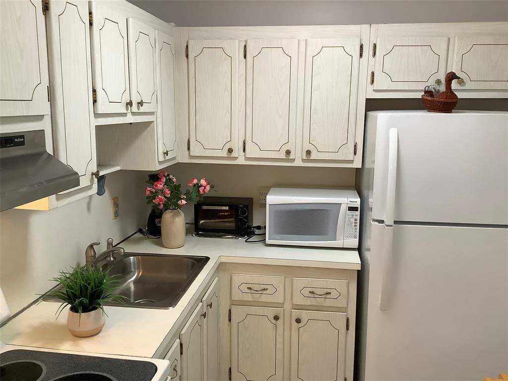 Boynton Beach, FL 33435,2121 NE 1st Ct #204