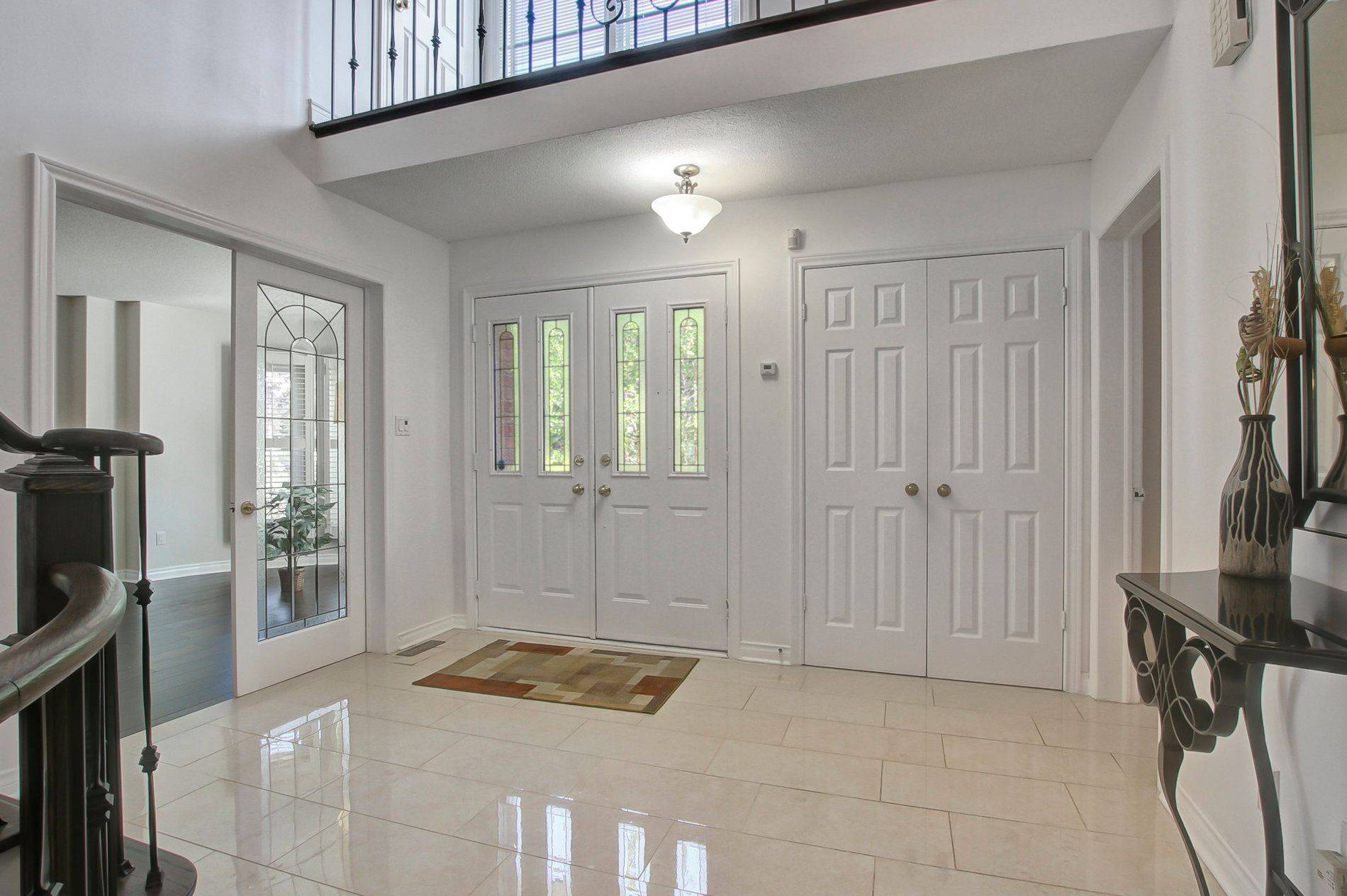 Richmond Hill, ON L4B 1Z3,53 Waltham CRES