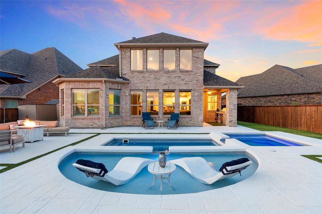 The Colony, TX 75056,5841 Willow Lane