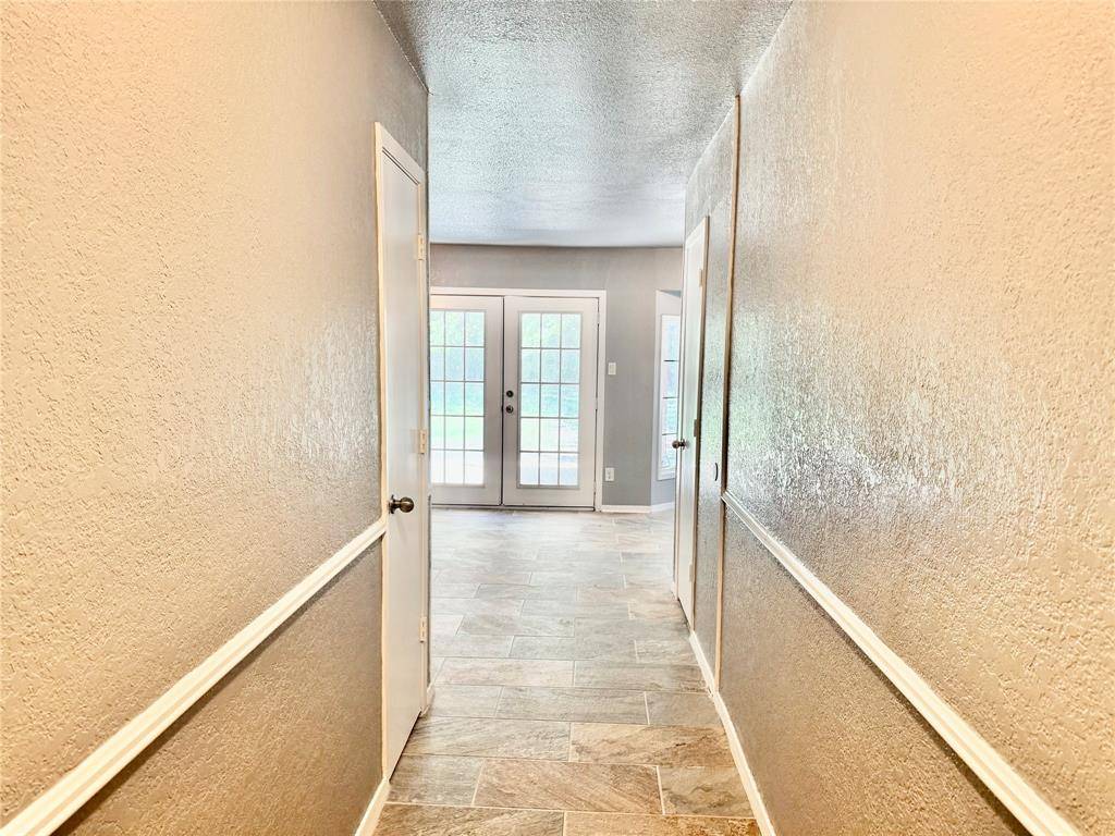Granbury, TX 76048,1729 W Doyle Street