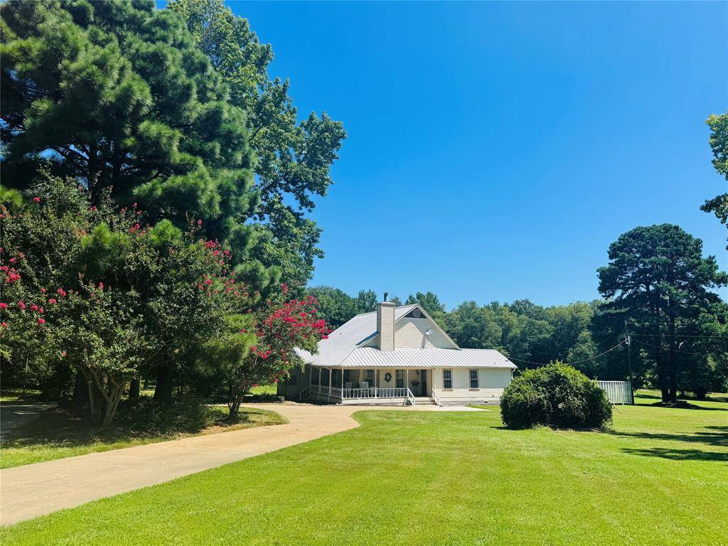 Winnsboro, TX 75494,1003 County Road Se 4315