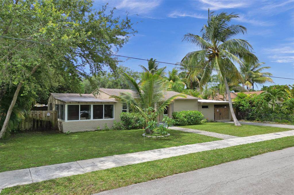 Oakland Park, FL 33334,618 NE 35th St