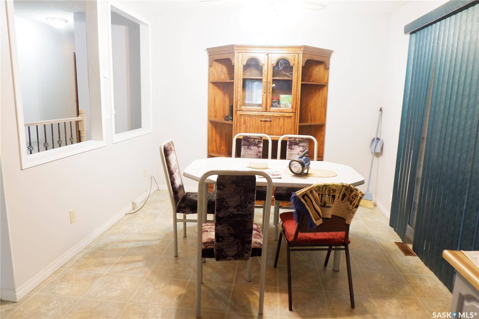 Coronach, SK S0H 0Z0,235 King STREET