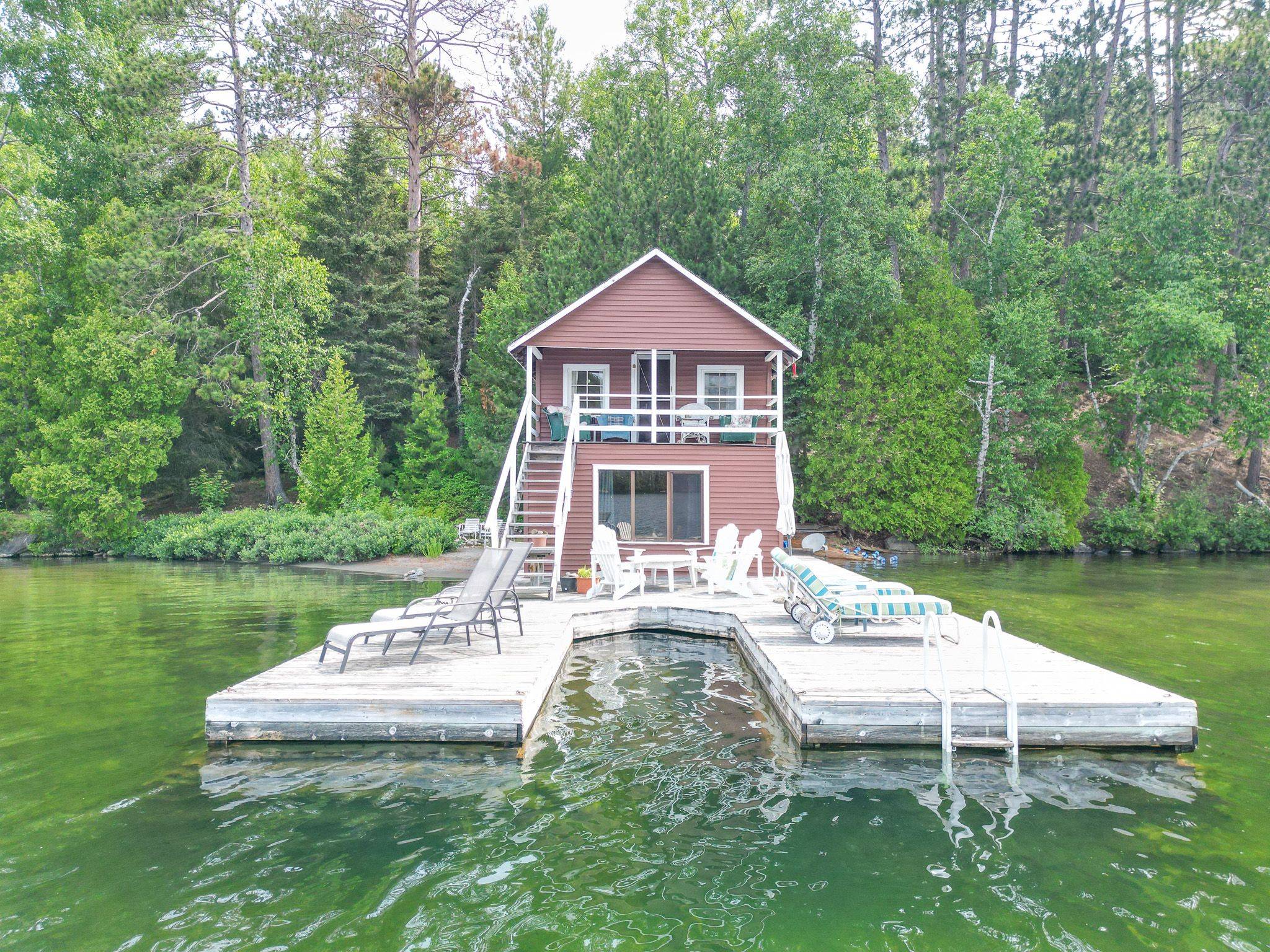 Temagami, ON P0H 2H0,Island 665 Part 2 Chimo N/A