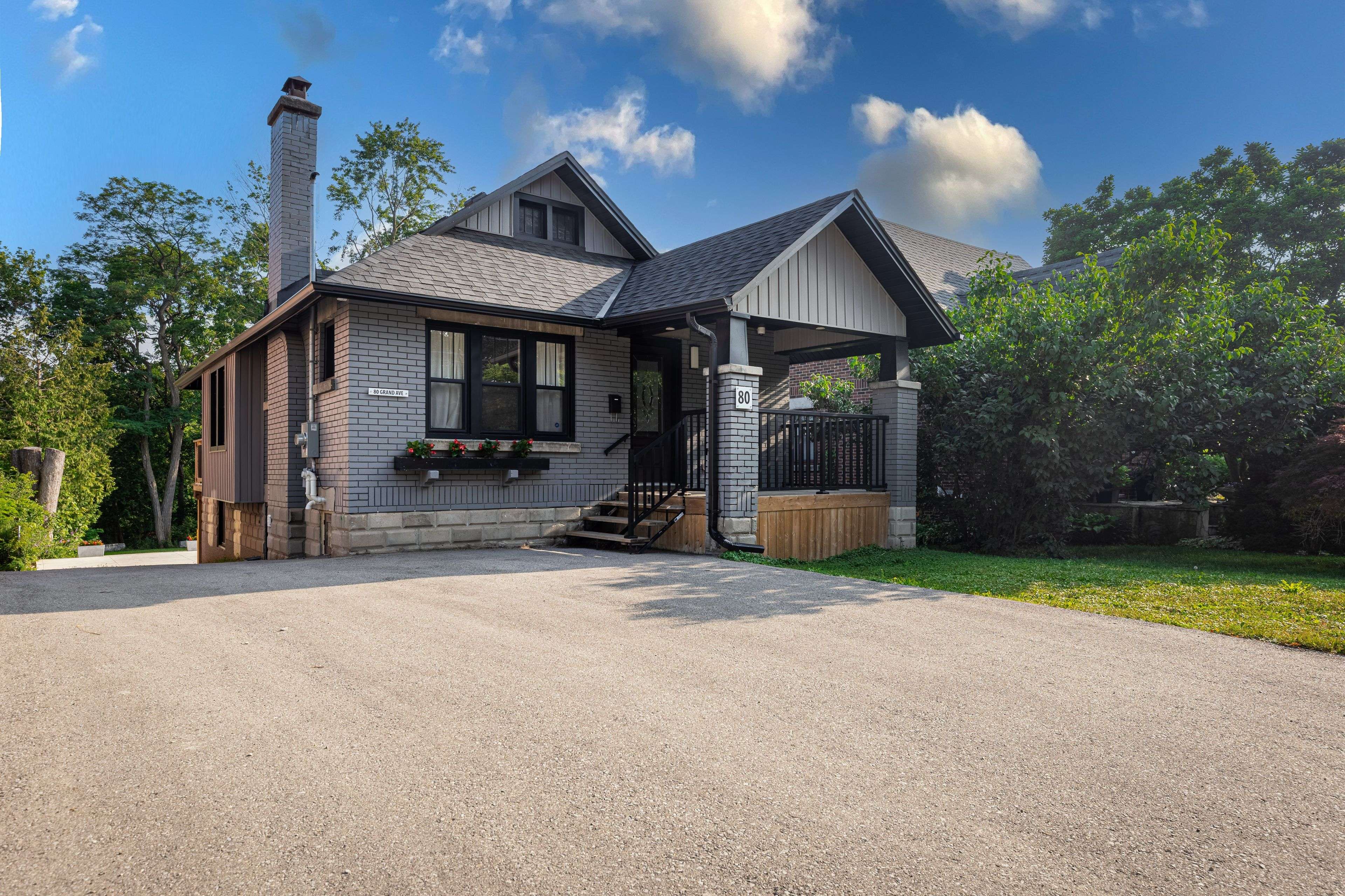 London South, ON N6C 1L7,80 GRAND AVE