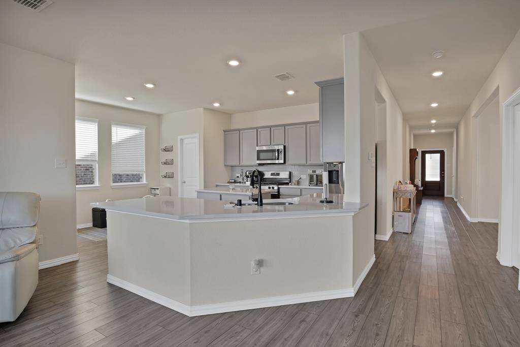 Fort Worth, TX 76052,621 Ridgeback Trail