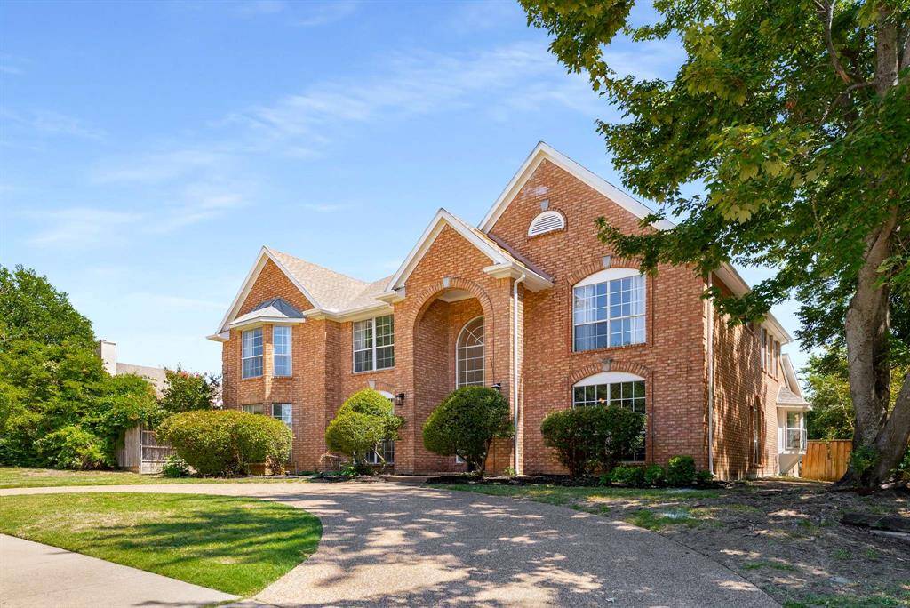 Plano, TX 75025,672 Oakdale Drive