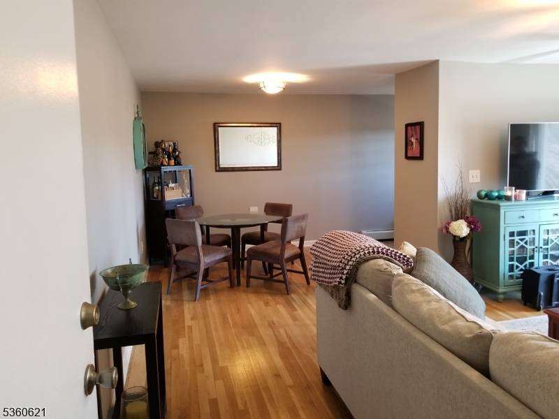Morristown Town, NJ 07960,320 South St #L
