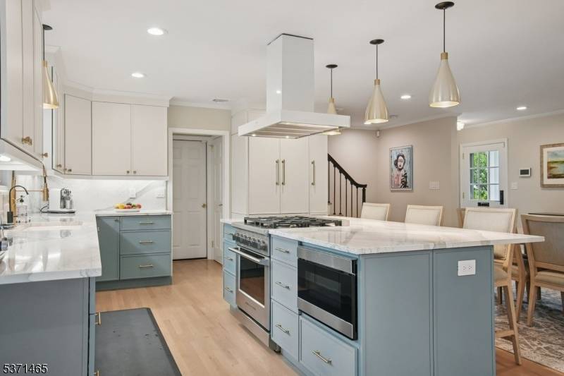 Summit City, NJ 07901,47 Parkview Ter