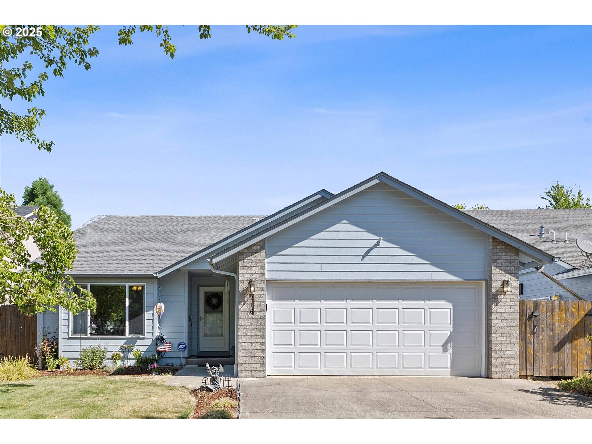 Independence, OR 97351,216 INDEPENDENCE WAY
