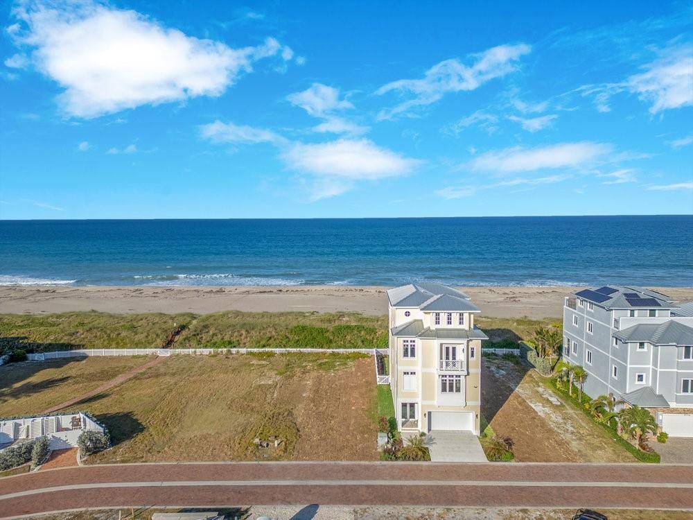 Fort Pierce, FL 34949,5104 Watersong Way