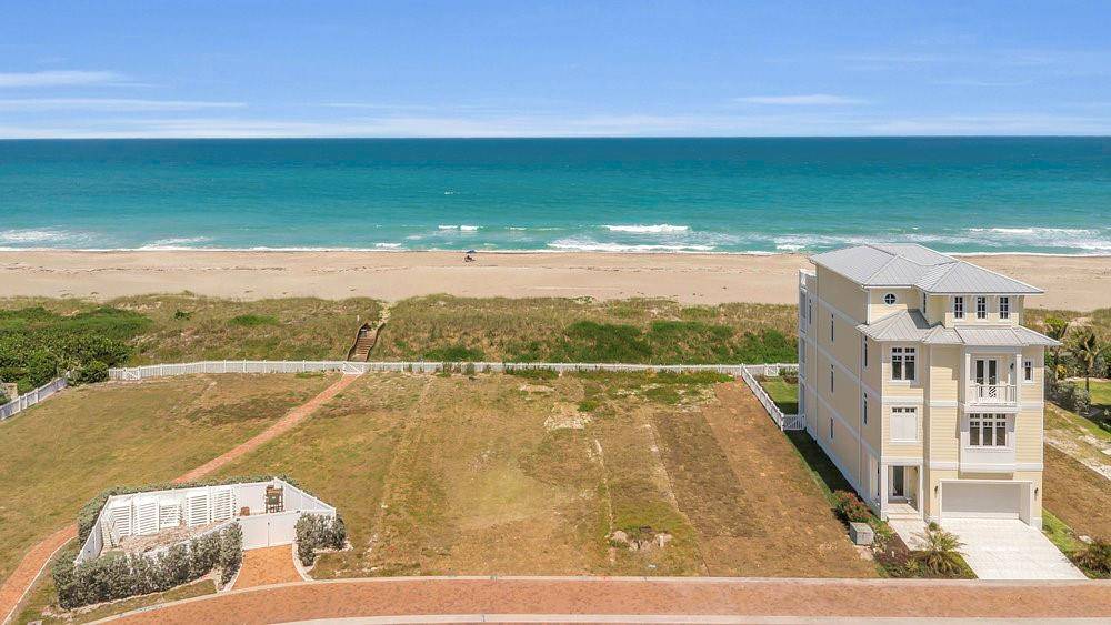 Fort Pierce, FL 34949,5104 Watersong Way