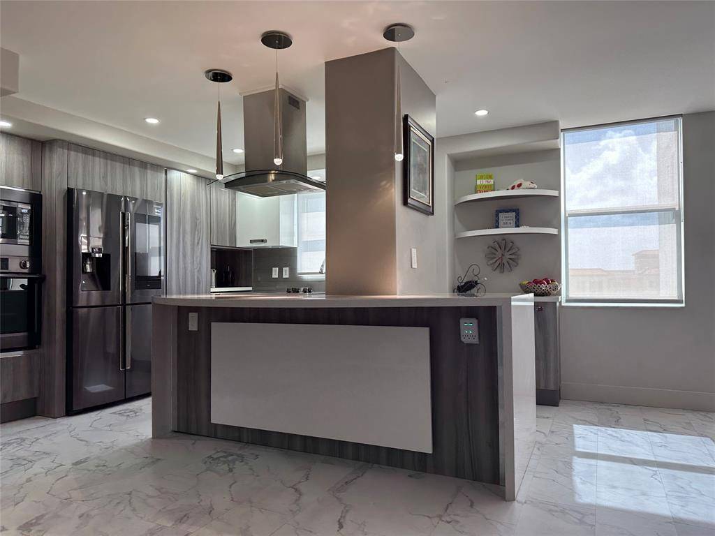 Fort Lauderdale, FL 33308,3015 N Ocean Blvd #17A