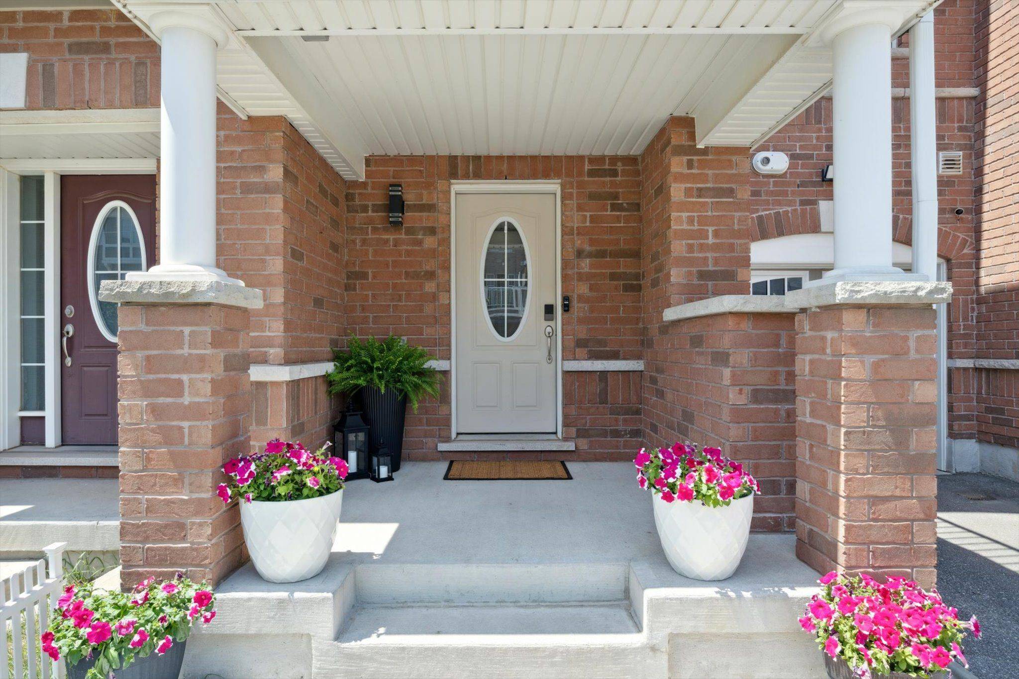 Milton, ON L9E 0A4,299 Casson PT