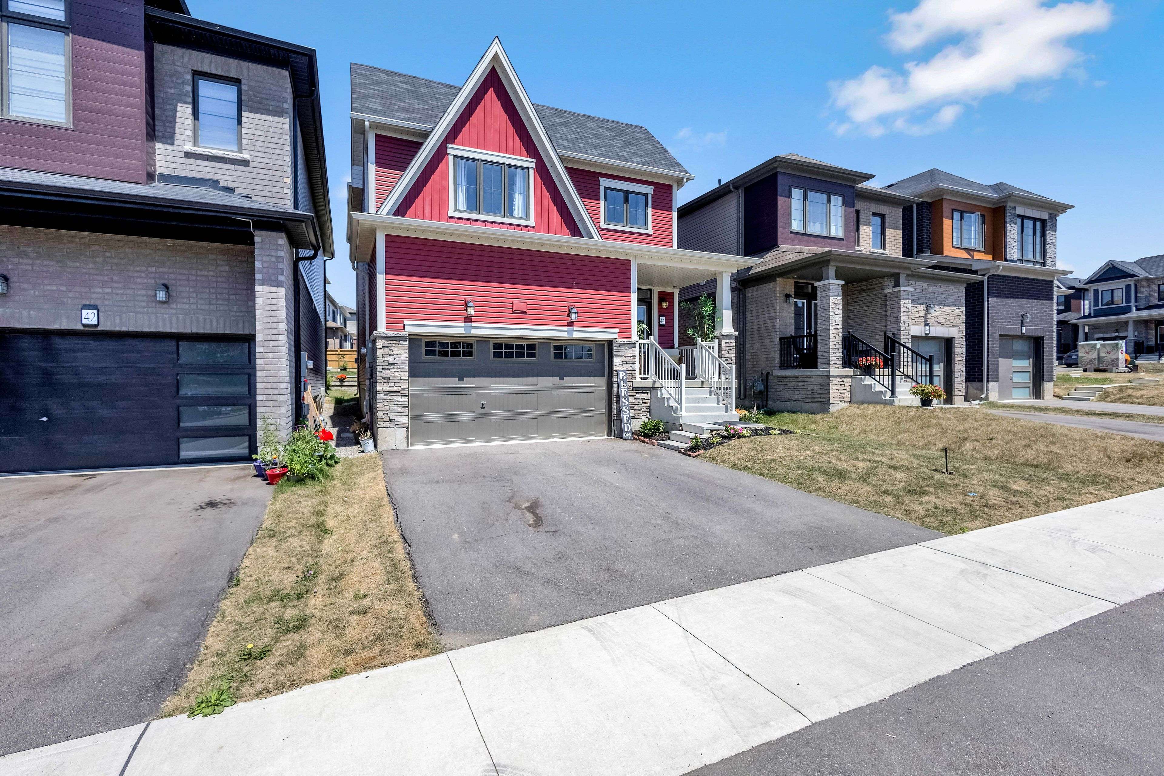 Haldimand, ON N3W 0H1,44 Santos DR