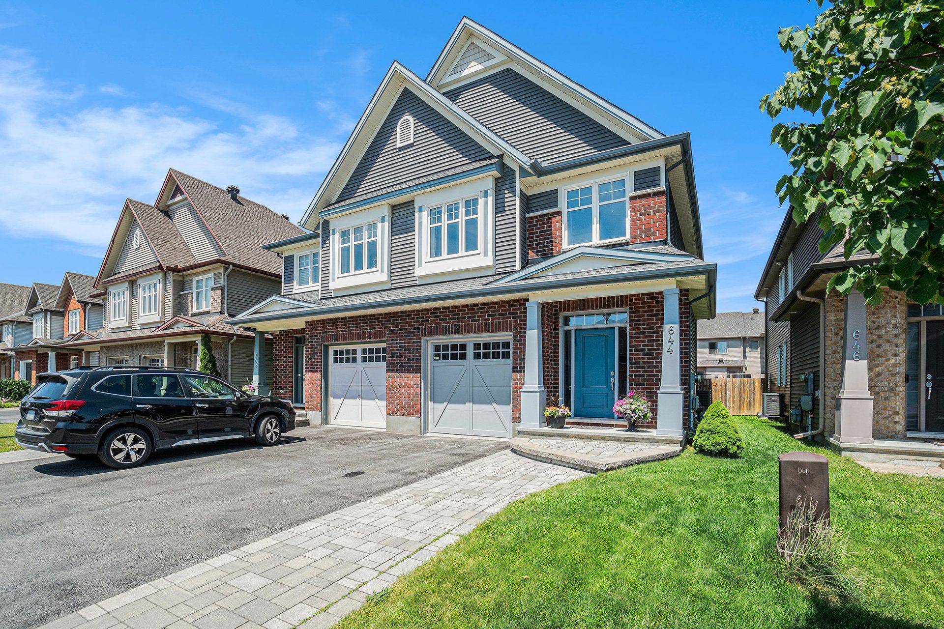 Kanata, ON K2M 0H8,644 Moorpark AVE