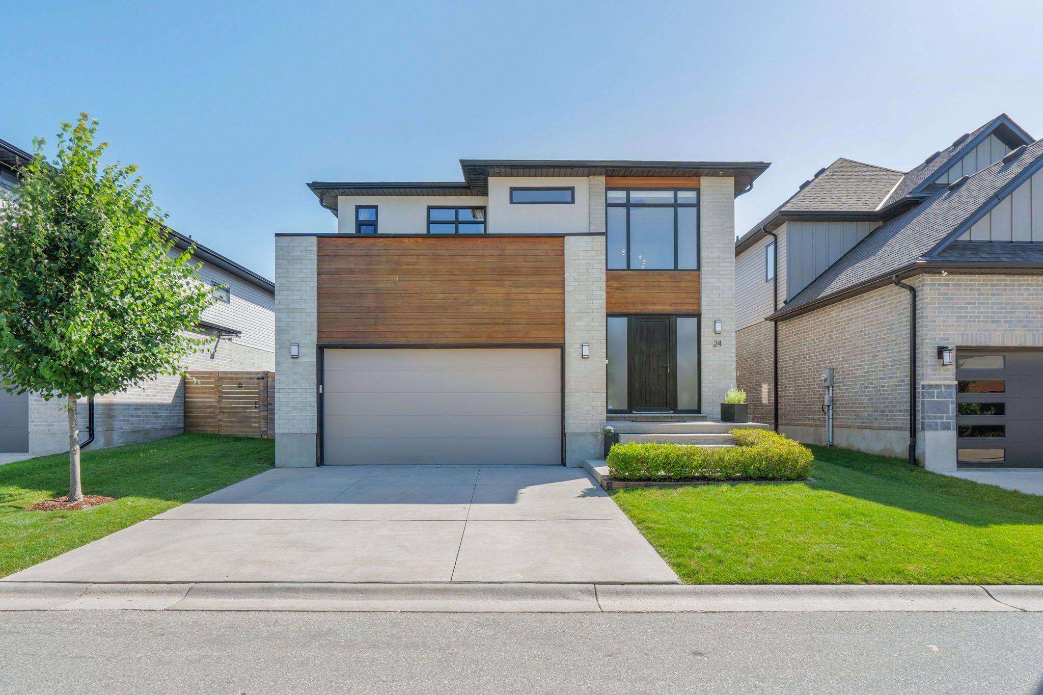 Middlesex Centre, ON N0L 1R0,41 Earlscourt TER #24