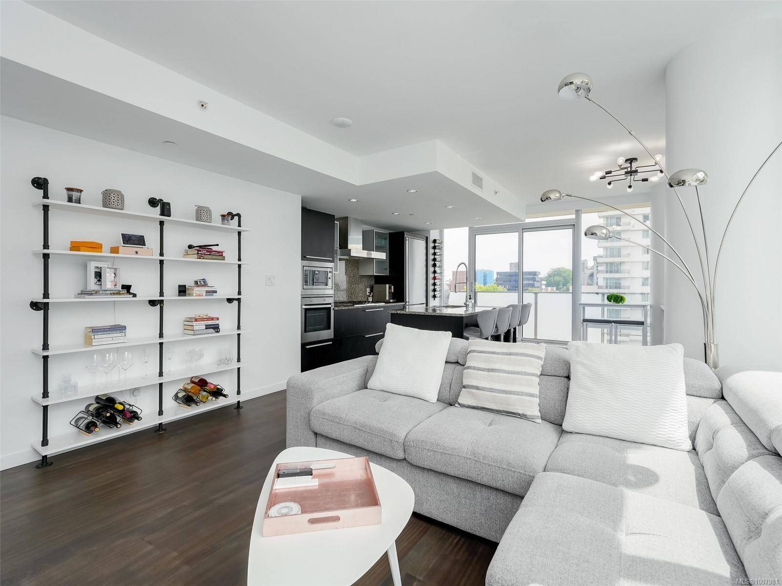 Victoria, BC V8W 0A9,707 Courtney St #1001