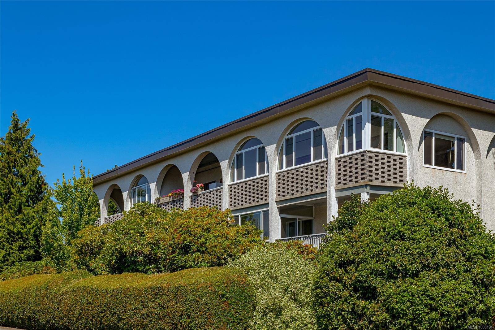 Sidney, BC V8L 2R1,2040 White Birch Rd #212