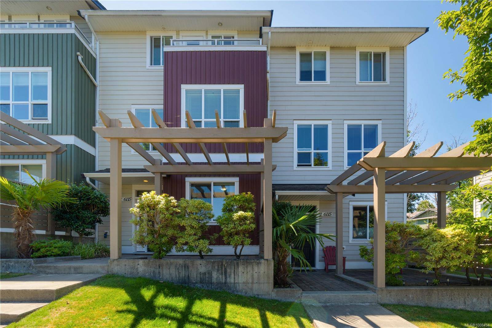 Nanaimo, BC V9T 0H8,6115 Glacier Way #2