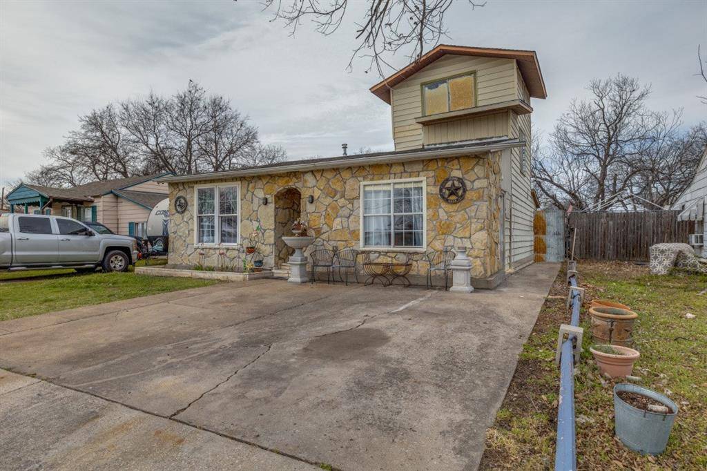 White Settlement, TX 76108,8814 Clifford Street
