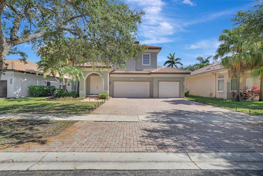 Miramar, FL 33029,19371 SW 30th St