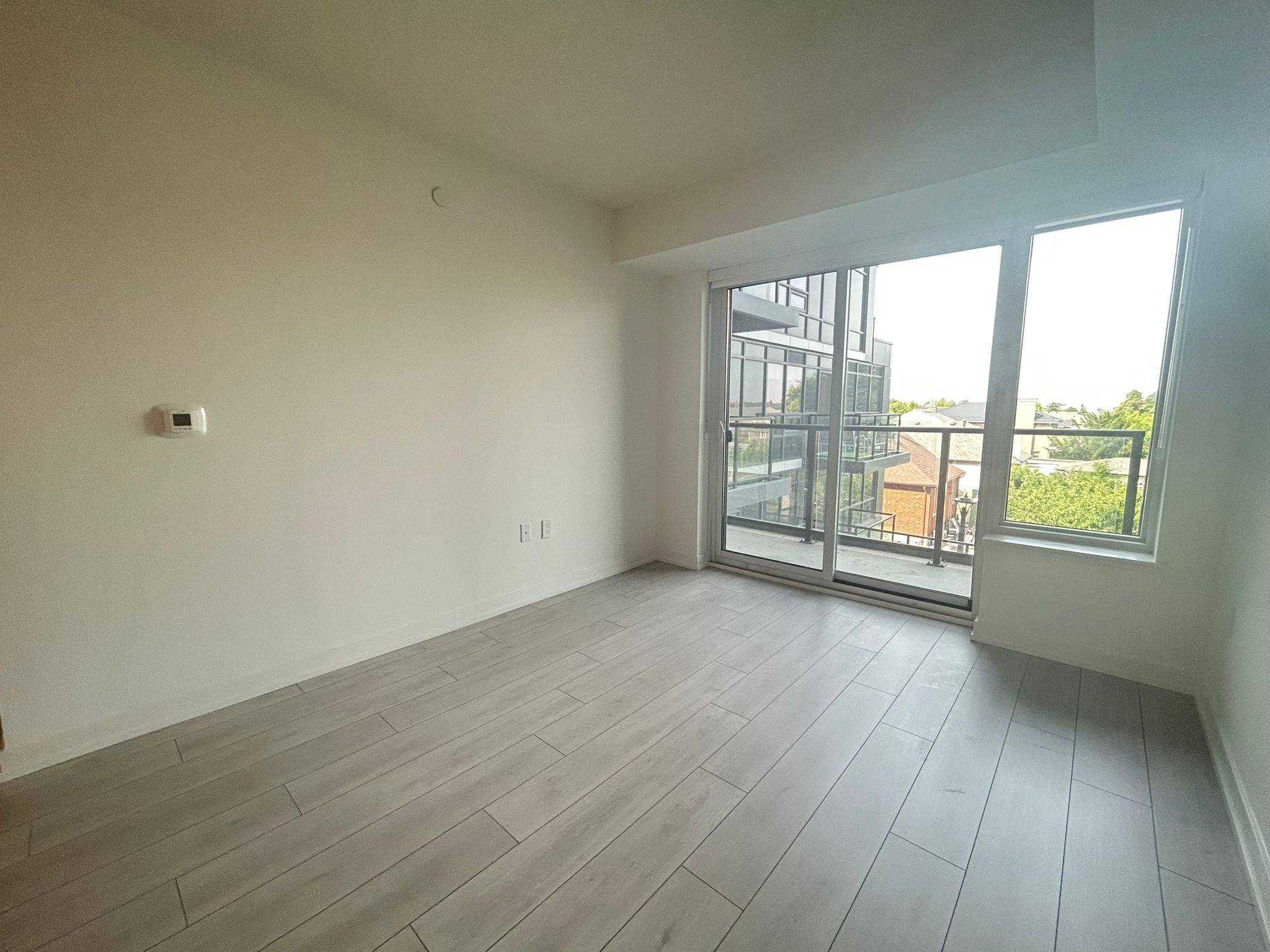 Toronto W04, ON M6B 0B1,556 Marlee AVE #303