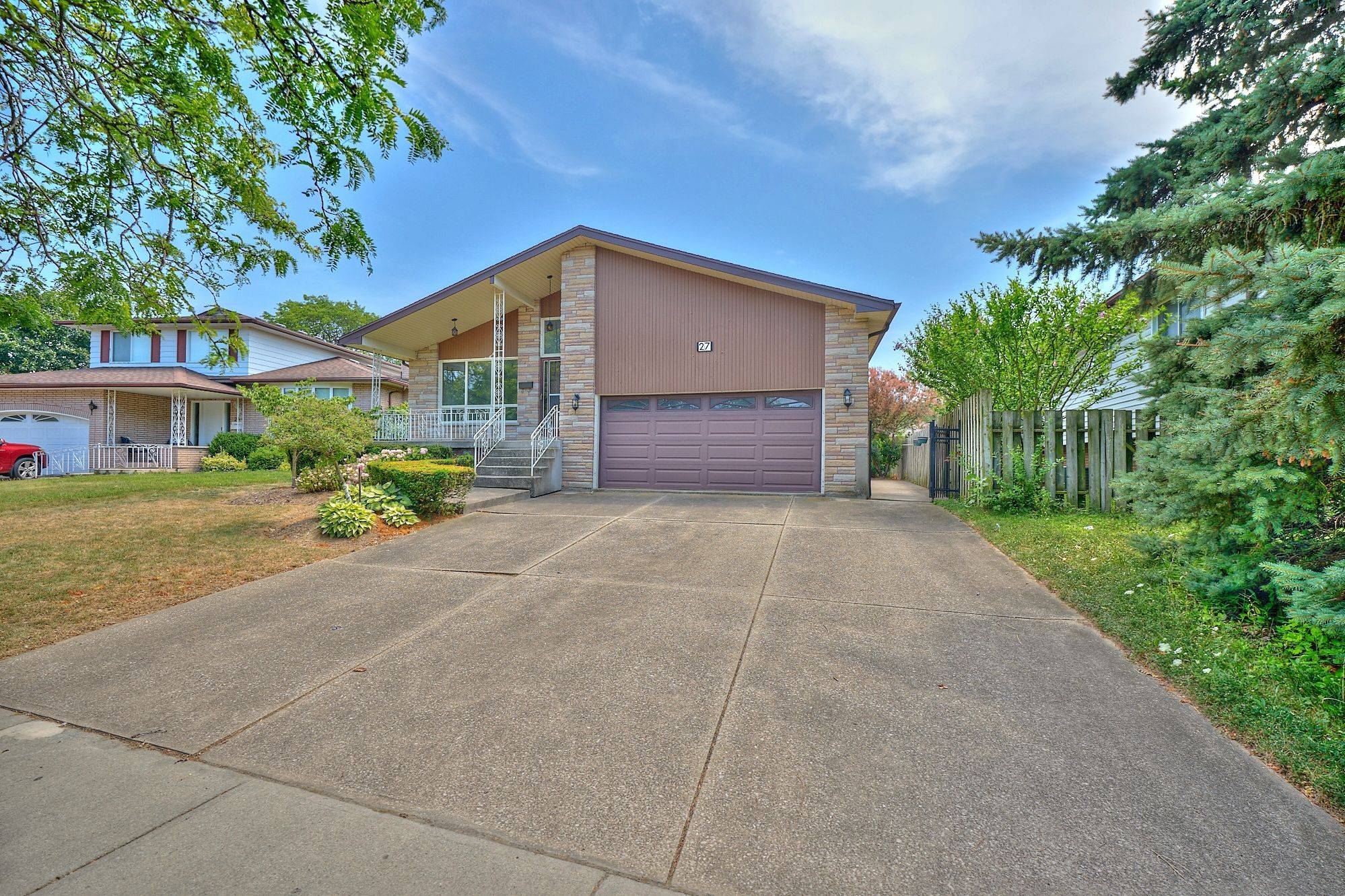 St. Catharines, ON L2N 6V5,27 Orlando DR