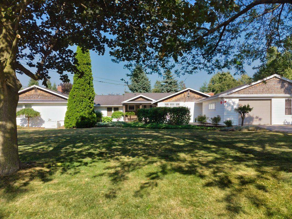 St. Catharines, ON L2R 6P9,1320 Fifth Street Louth ST