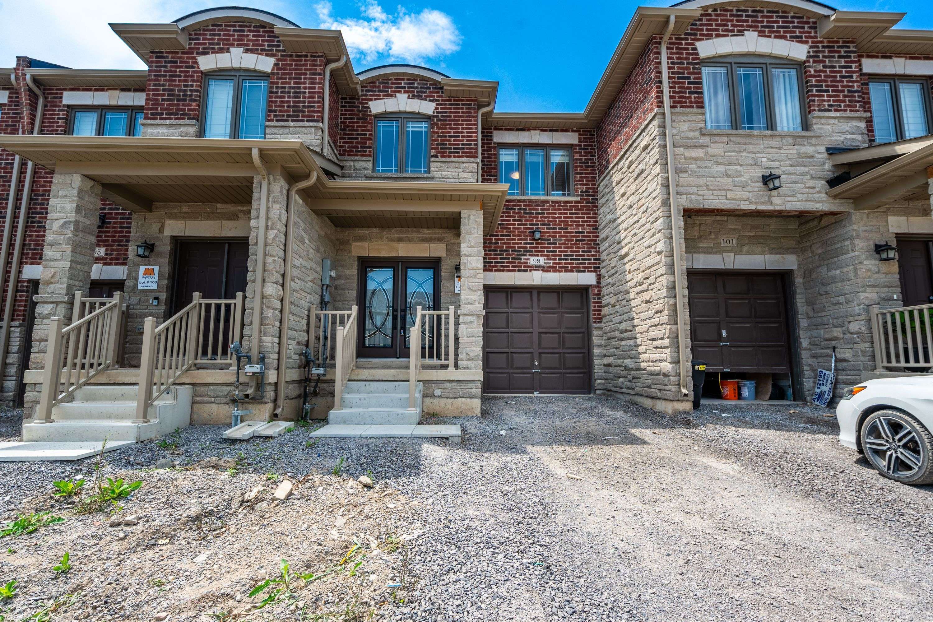 Thorold, ON L2V 3P4,99 Baker ST