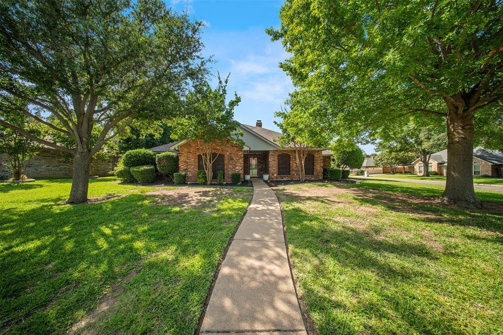 Burleson, TX 76028,141 Brushy Mound Road