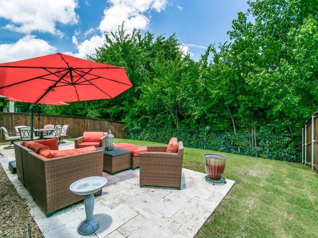 Grapevine, TX 76051,322 Hill Creek Lane