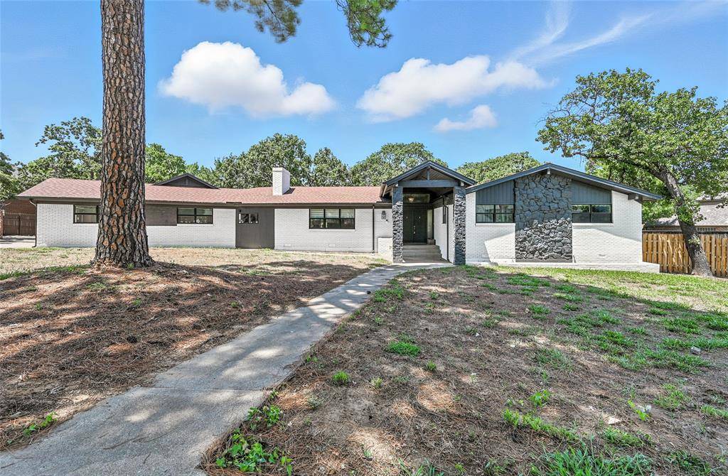 Colleyville, TX 76034,2516 Hall Johnson Road