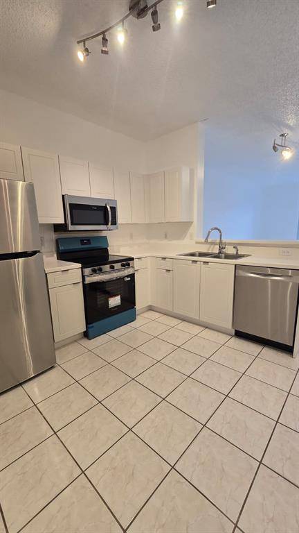 Weston, FL 33327,2213 Salerno Cir #.