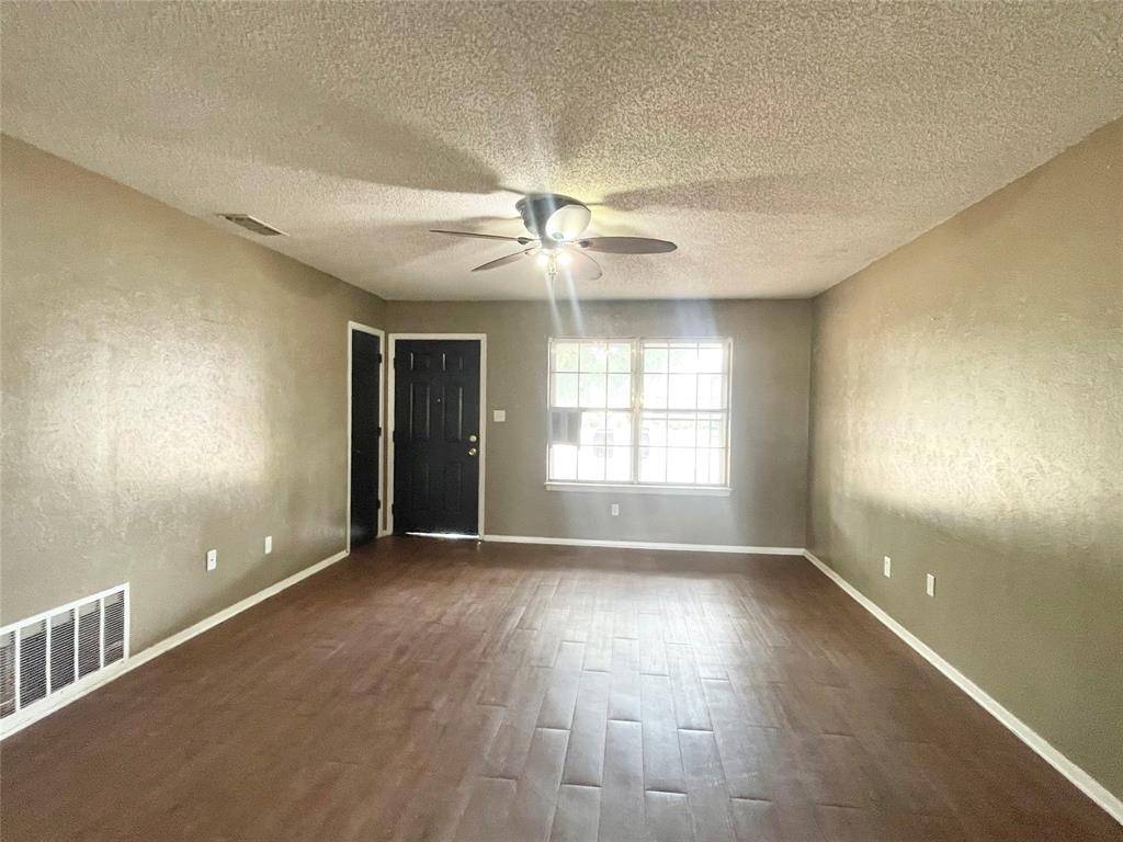 Graham, TX 76450,179 Oakland Street