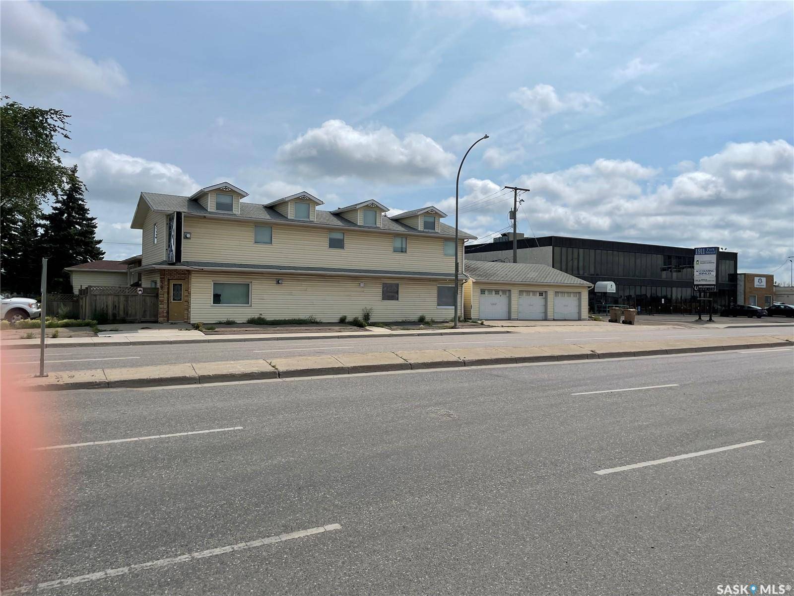 Regina, SK S4N 2G5,1905 PARK STREET