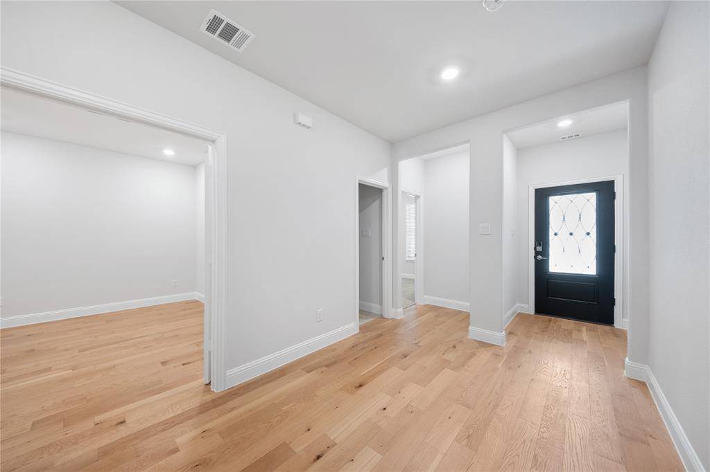 Rowlett, TX 75088,7854 Bayside Drive