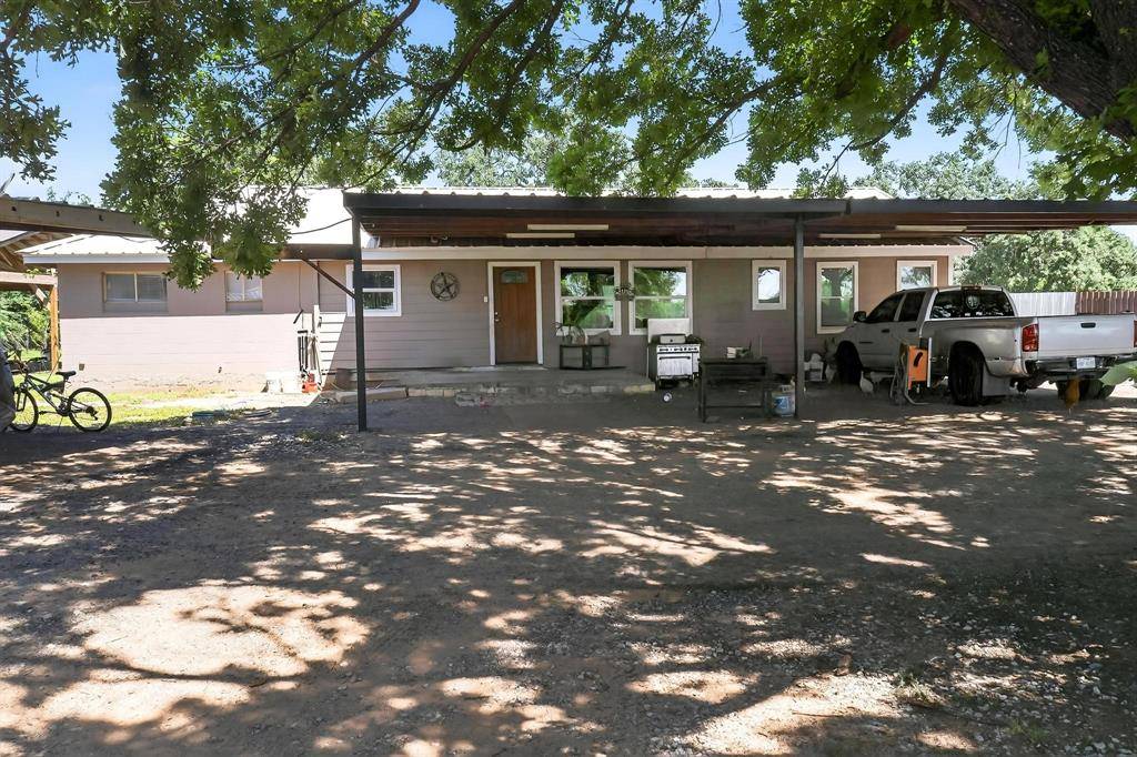 Reno, TX 76020,729 E Reno Road
