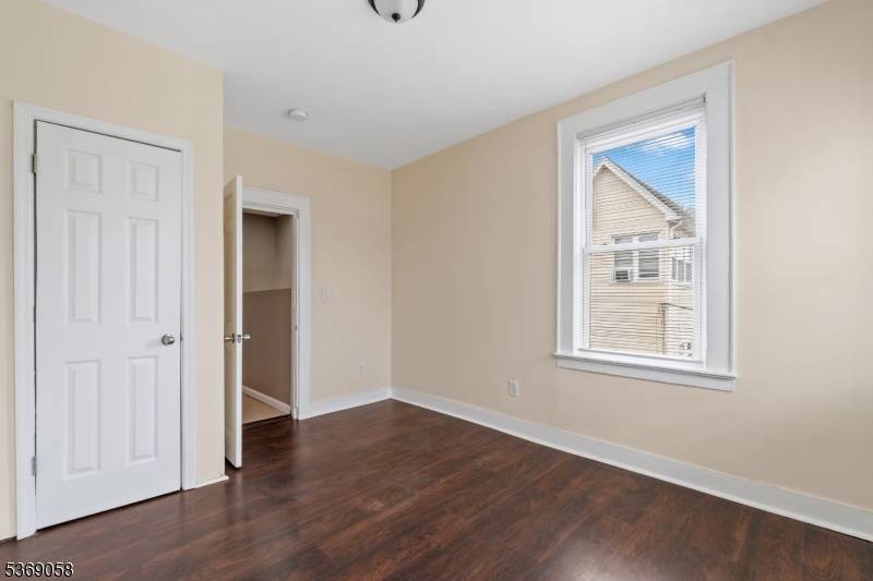 Irvington Twp., NJ 07111,355 Nesbit Ter