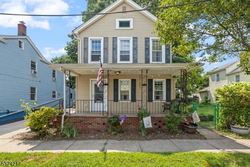 Raritan Boro, NJ 08869,10 Loomis St