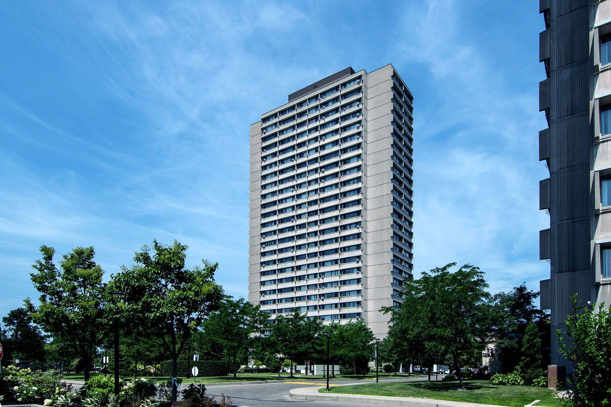 Toronto C11, ON M3C 1S9,735 Don Mills RD #1104