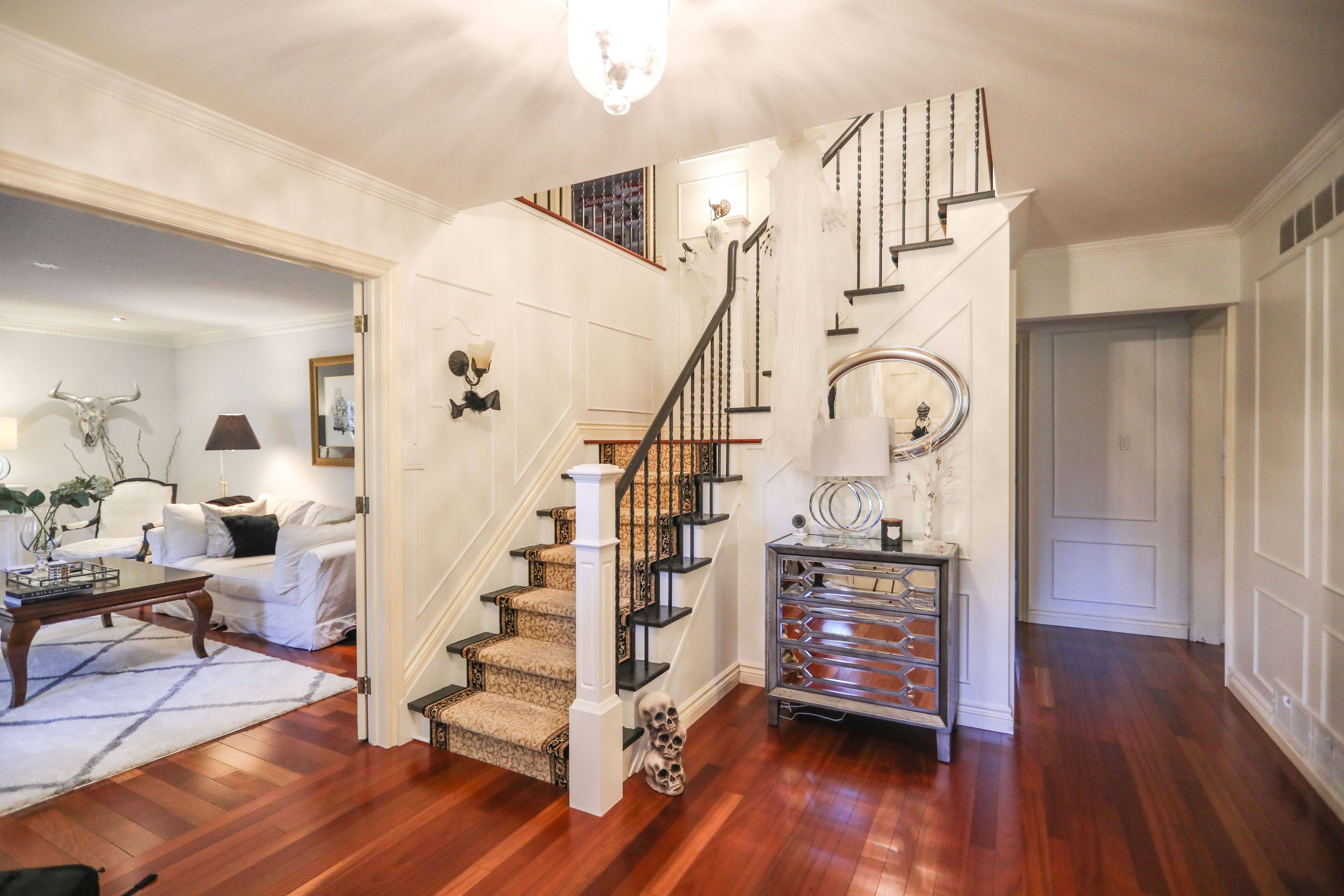 Oakville, ON L6J 5N6,2374 Bennington Gate