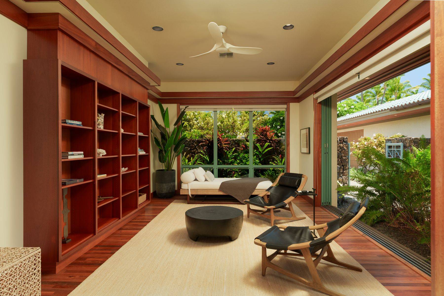 68-105 PUKAUA PL, Kamuela, HI 96743