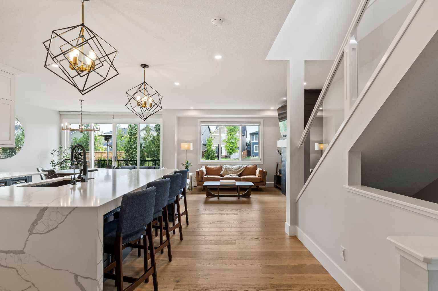 Calgary, AB T2X 4G5,17 Legacy Glen CRES SE