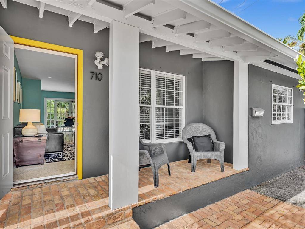 Fort Lauderdale, FL 33316,710 SE 22nd St