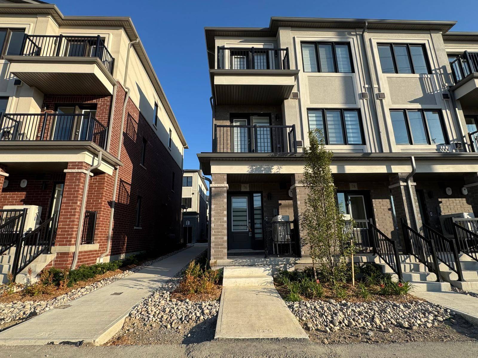 Richmond Hill, ON L4B 0H7,76 Matawin LN