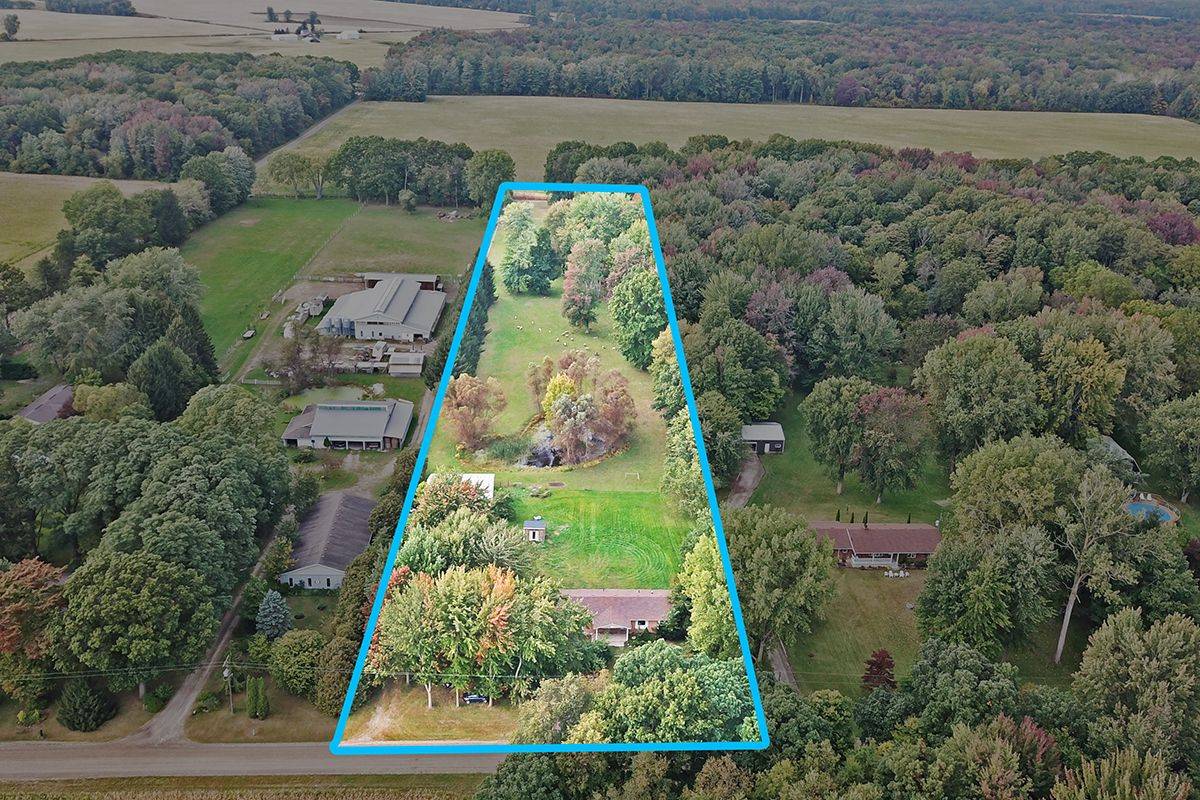 Southwest Middlesex, ON N0L 1Z0,612 Trillium DR