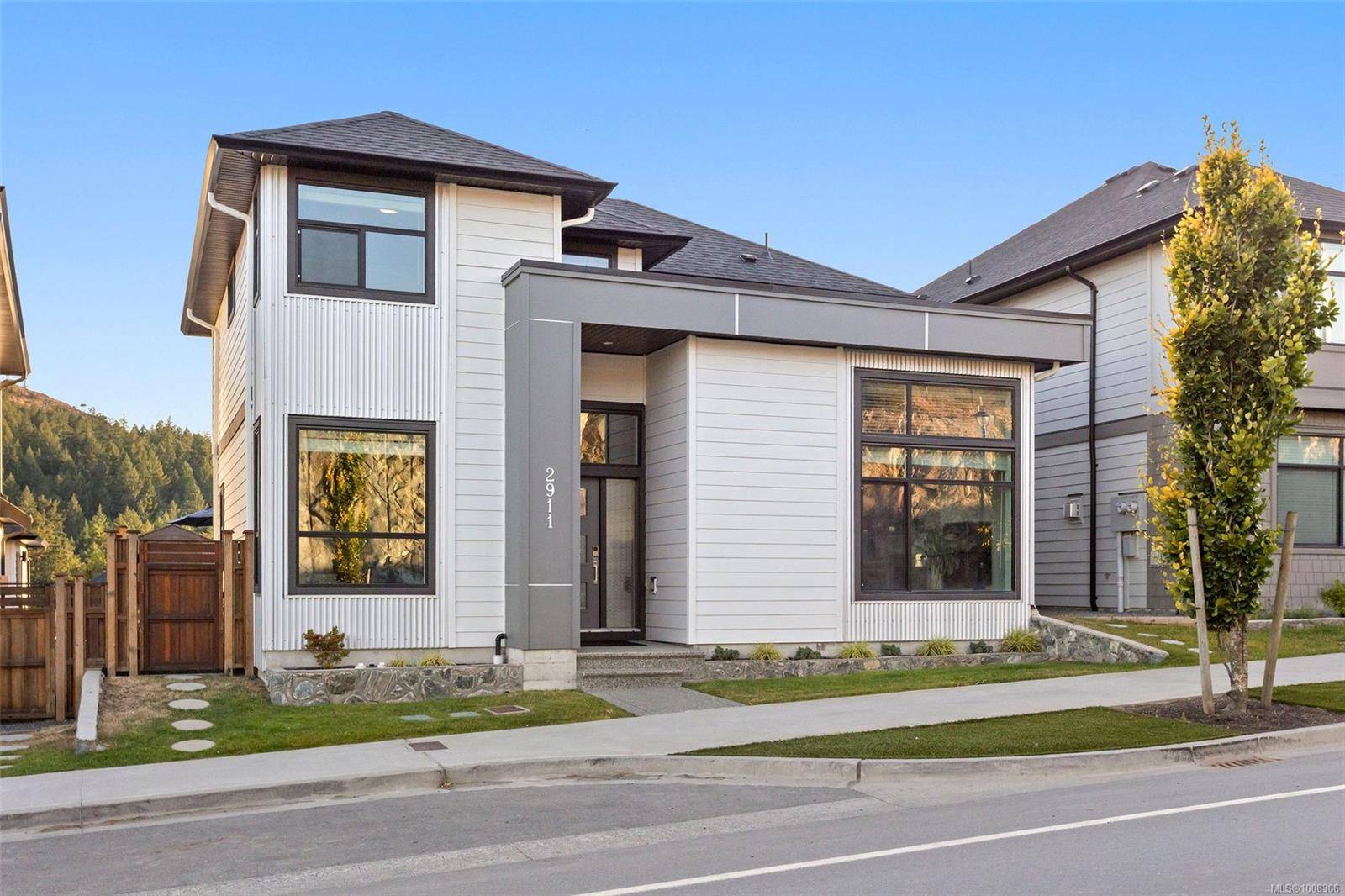 Langford, BC V9B 6Z7,2911 Constellation Ave