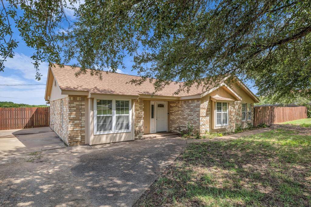 Lorena, TX 76655,261 Rabbit Hill