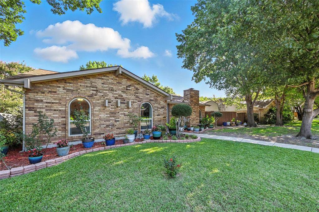 Grand Prairie, TX 75052,2110 Butterfield Trail